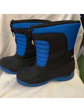 Arctic Shield size 3 kids snow or rain boots, GUC